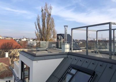 Dachterrasse mit Pergola